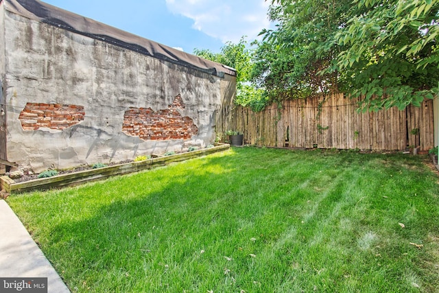 2528 E Somerset St, Philadelphia, PA 19134 - view of yard