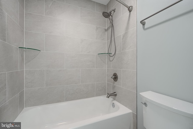 10905 Powers Ave, Cockeysville, MD 21030 - full bath with toilet and shower / tub combination