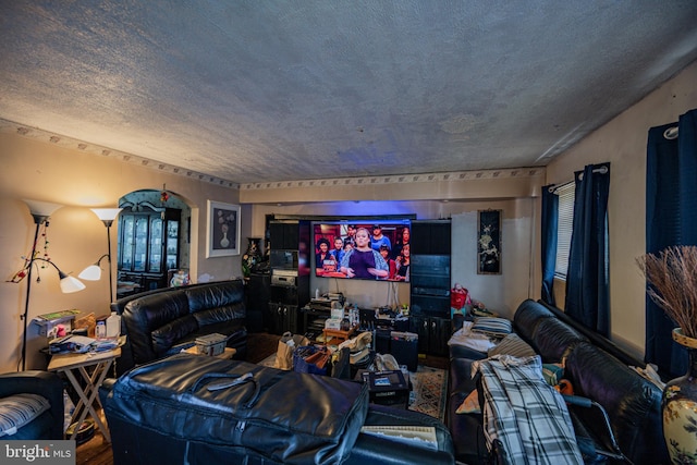 41161/2 Belle Ave, Baltimore, MD 21215 - living area featuring a textured ceiling