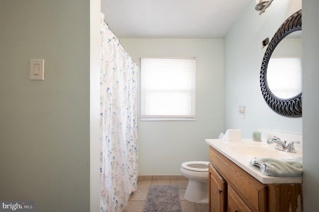 1319 Kenwood Rd, Wilmington, DE 19805 - full bathroom featuring vanity, tile patterned flooring, and a shower with curtain