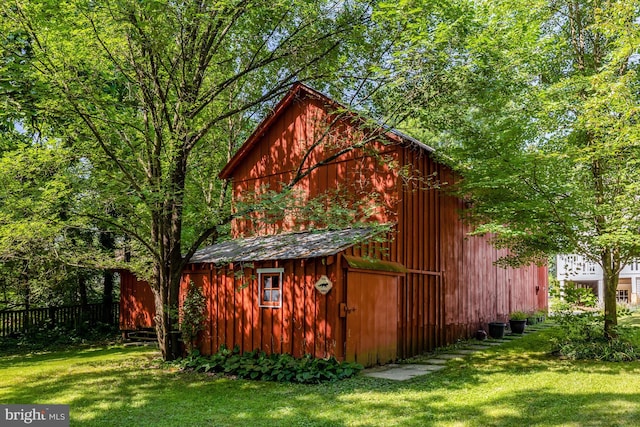 1012 Grant St, Herndon, VA 20170 - view of barn