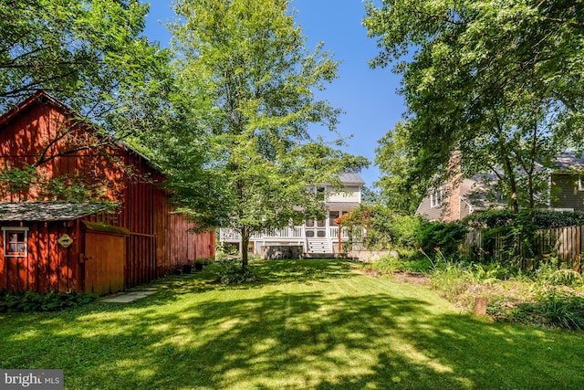 1012 Grant St, Herndon, VA 20170 - view of yard featuring an outbuilding and a barn