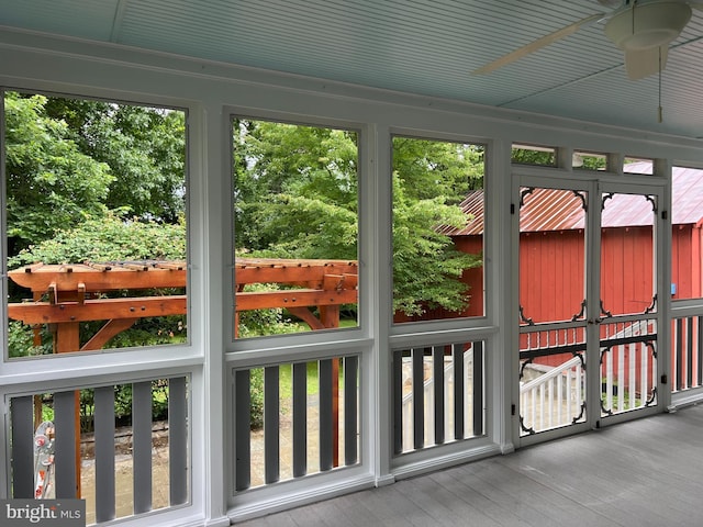 1012 Grant St, Herndon, VA 20170 - view of unfurnished sunroom
