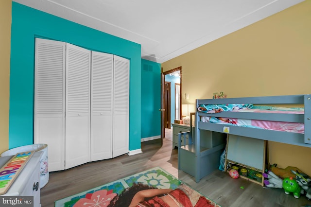 47 Sheridan Rd, Arnold, MD 21012 - bedroom featuring wood finished floors and a closet