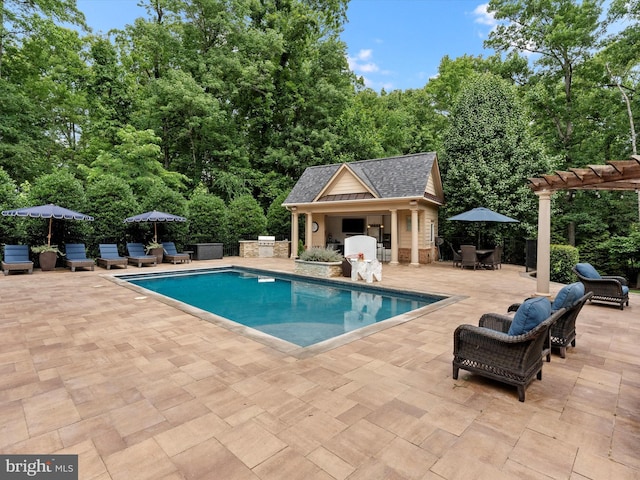 13412 Ellerton Ct, Midlothian, VA 23113 - view of swimming pool featuring an exterior structure, a patio area, an outdoor structure, outdoor dining space, and a pergola