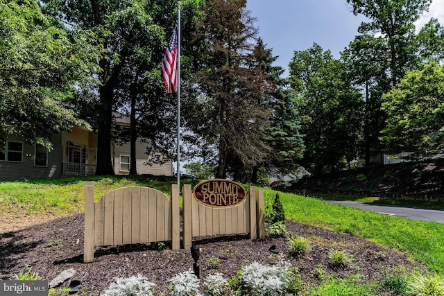 6111 Summit Pointe Dr, Harrisburg, PA 17111 - community / neighborhood sign with a gate