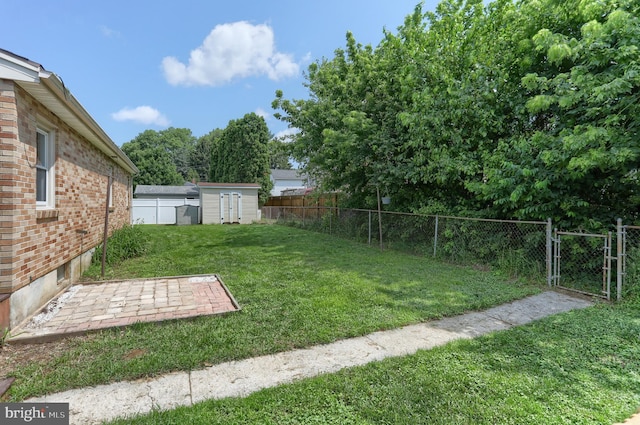616 S 6th St, Lebanon, PA 17042 - fenced backyard with a gate, a storage shed, and a patio