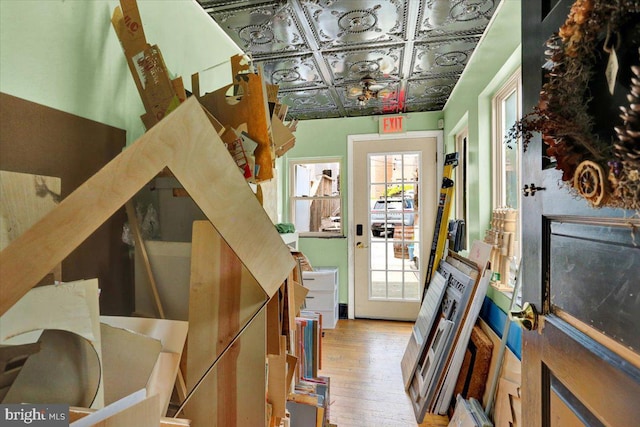 643 Penn, West Reading, PA 19611 - entrance foyer featuring wood finished floors and an ornate ceiling