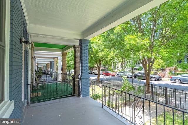 1233 Trinidad Ave NE, Washington, DC 20002 - view of porch