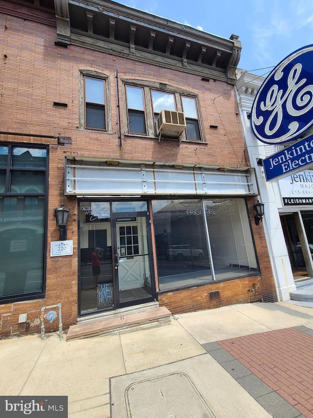220 York Rd, Jenkintown, PA 19046 - view of property with cooling unit