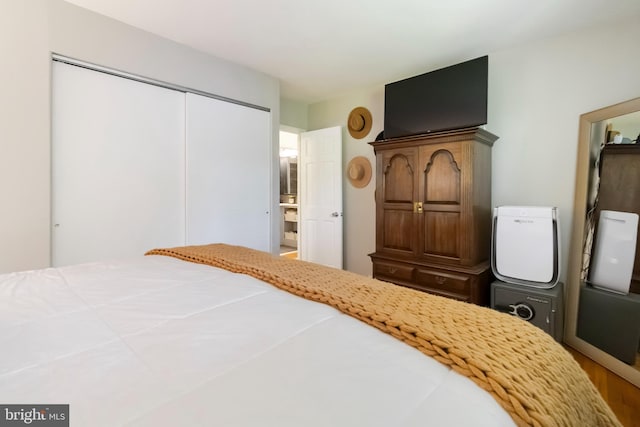 4715 Courtland St, Camp Hill, PA 17011 - bedroom with a closet