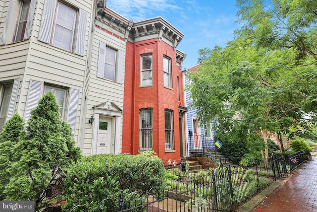 637 Constitution Ave NE, Washington, DC 20002 - view of property