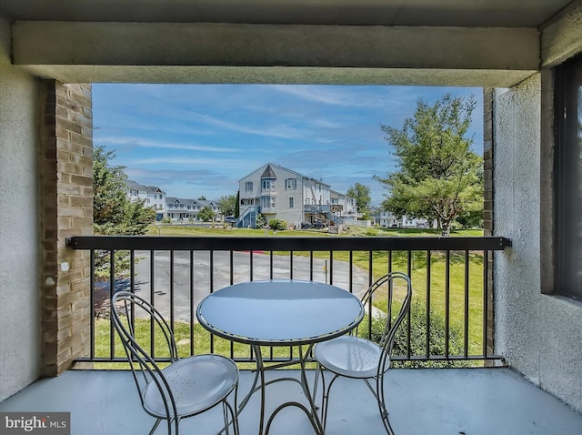 1042 Brinker Dr, Hagerstown, MD 21740 - balcony featuring a residential view