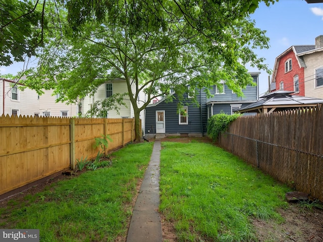 31 W Ferdinand St, Manheim, PA 17545 - view of fenced backyard