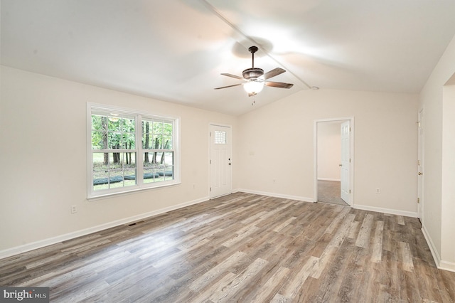 114 Dragoon Dr, Montross, VA 22520 - unfurnished living room with ceiling fan, wood finished floors, and vaulted ceiling