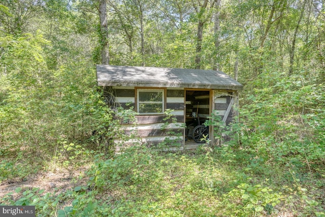 25036 Becks Ln, Georgetown, DE 19947 - view of shed featuring a forest view