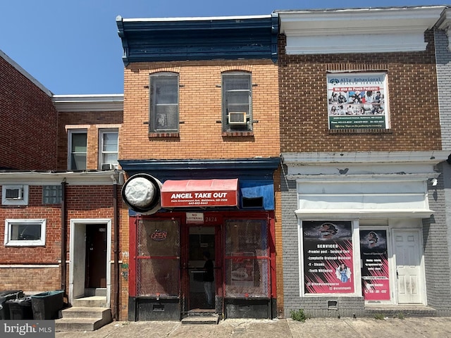 2424 Greenmount Ave, Baltimore, MD 21218 - view of property featuring entry steps