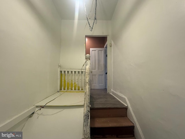 2424 Greenmount Ave, Baltimore, MD 21218 - stairway with baseboards