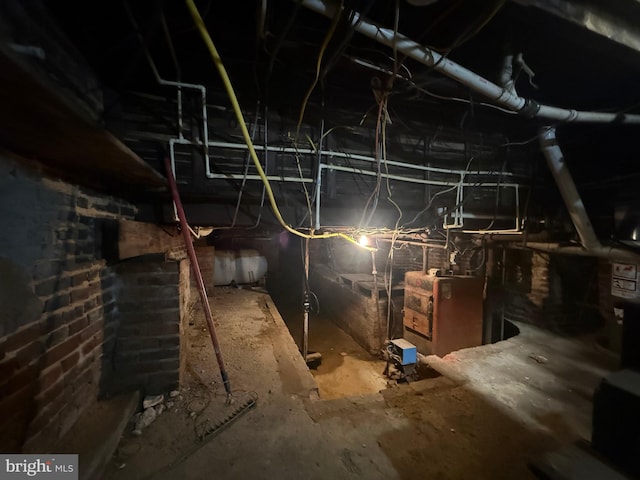 2424 Greenmount Ave, Baltimore, MD 21218 - view of basement