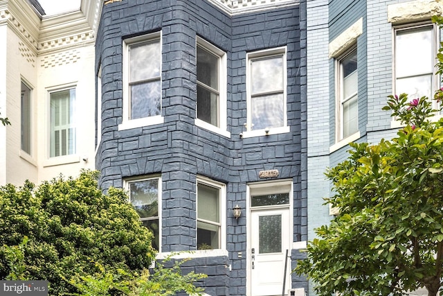 2015 Flagler Pl NW Unit 2, Washington, DC 20001 - entrance to property featuring brick siding and stone siding