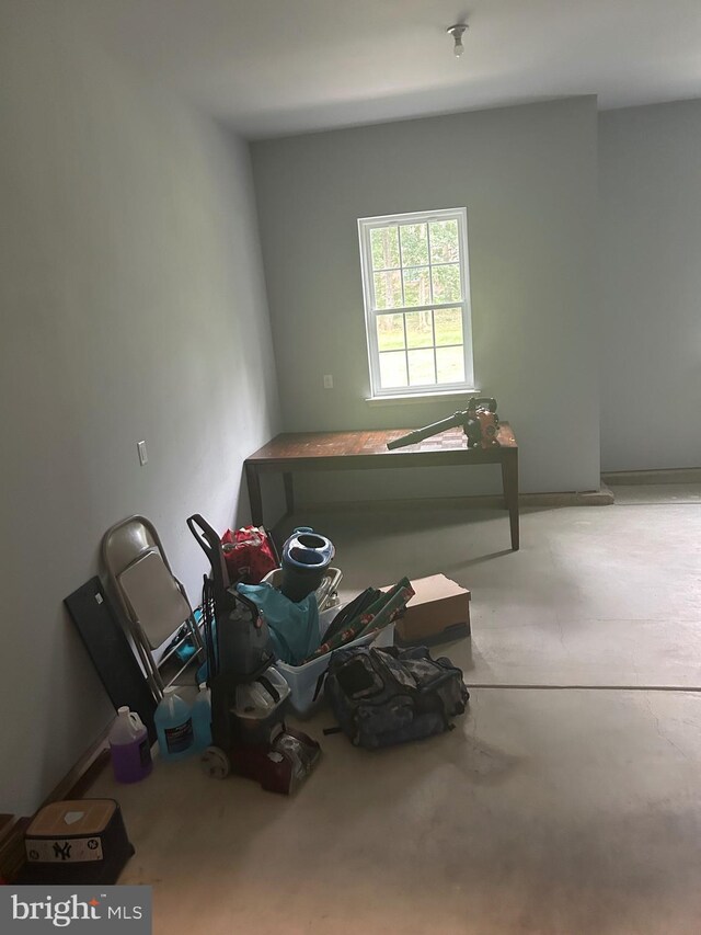 655 Morris Ave, Newfield, NJ 08344 - view of empty room