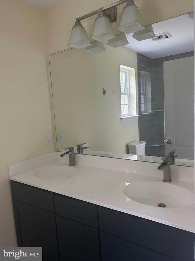 655 Morris Ave, Newfield, NJ 08344 - bathroom with double vanity