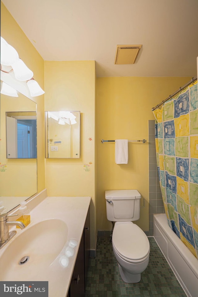 507 Foxwood Ln Unit 507, Paoli, PA 19301 - bathroom with vanity, tile patterned flooring, and shower / bath combo with shower curtain