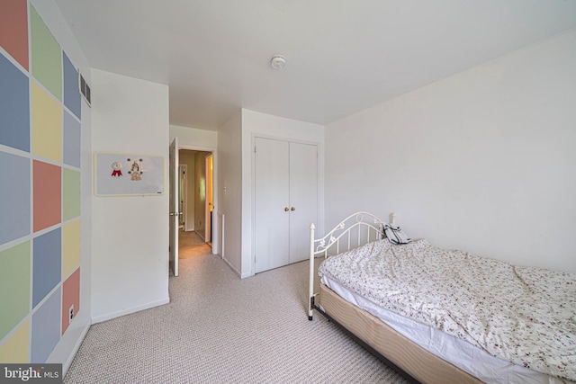 507 Foxwood Ln Unit 507, Paoli, PA 19301 - carpeted bedroom featuring a closet and baseboards
