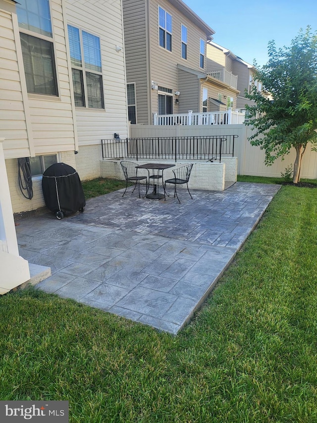 2511 Sir Michael Pl, Lanham, MD 20706 - view of patio with grilling area and outdoor dining space