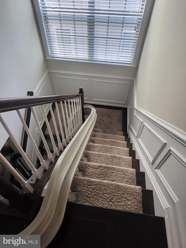 2511 Sir Michael Pl, Lanham, MD 20706 - stairs featuring a decorative wall and a wainscoted wall