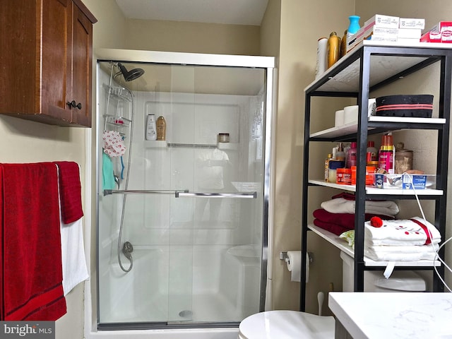 476 W Harvest Ln, Middletown, DE 19709 - full bath with a stall shower and vanity
