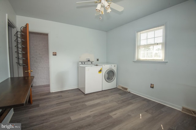 16 Richard Ave, Wilmington, DE 19805 - laundry area with washing machine and clothes dryer, wood finished floors, and ceiling fan