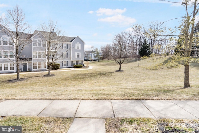 4260 Maple Path Cir Unit 15, Nottingham, MD 21236 - view of grassy yard