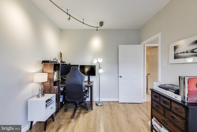 1619 R St NW Unit 501, Washington, DC 20009 - office featuring wood finished floors and baseboards