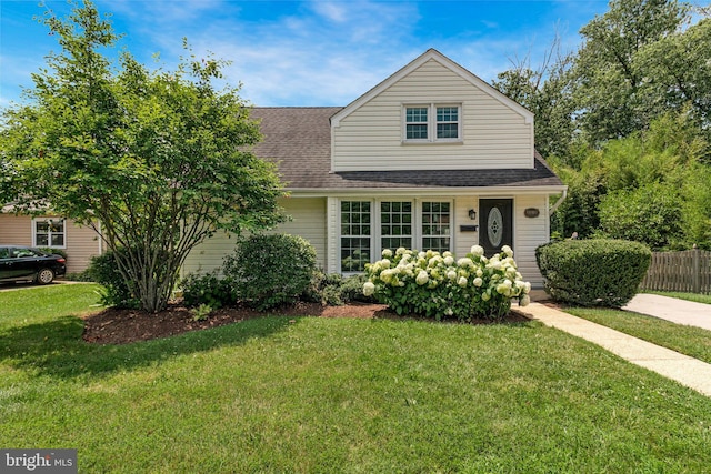6910 Quander Rd, Alexandria, VA 22307 - traditional home featuring roof with shingles