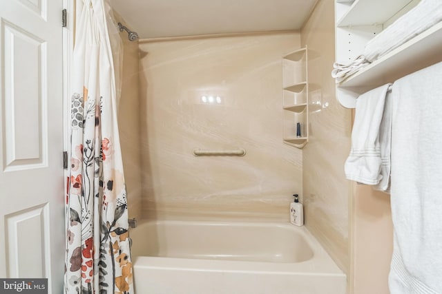 501 N Bethlehem Pike Unit 14-Q, Ambler, PA 19002 - full bathroom featuring shower / bathtub combination with curtain