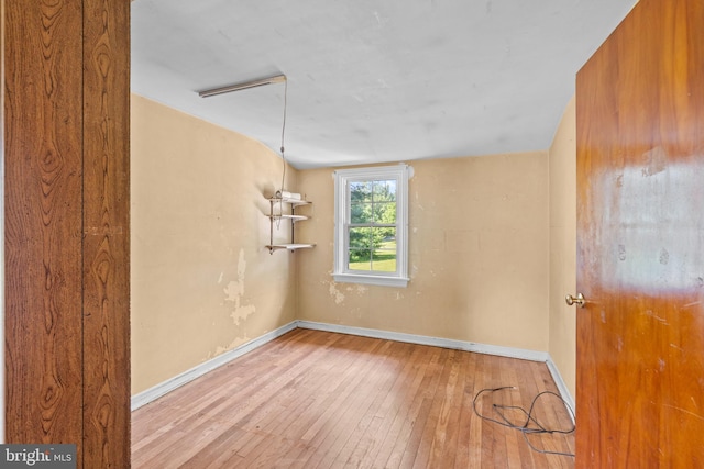 431 E Summit Ave, Telford, PA 18969 - spare room featuring hardwood / wood-style flooring and baseboards