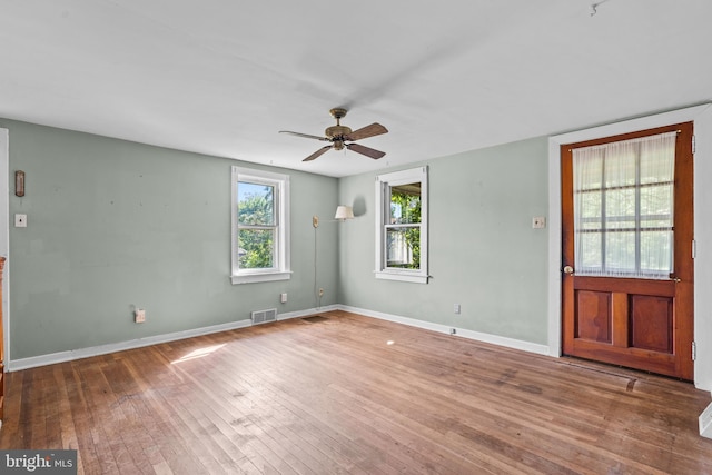 431 E Summit Ave, Telford, PA 18969 - entryway with a ceiling fan and hardwood / wood-style floors