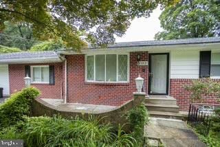 3782 Grandview Ave, Bensalem, PA 19020 - ranch-style house featuring brick siding