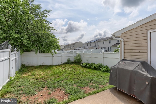 206 Lighthouse Dr, Jonestown, PA 17038 - fenced backyard with a residential view