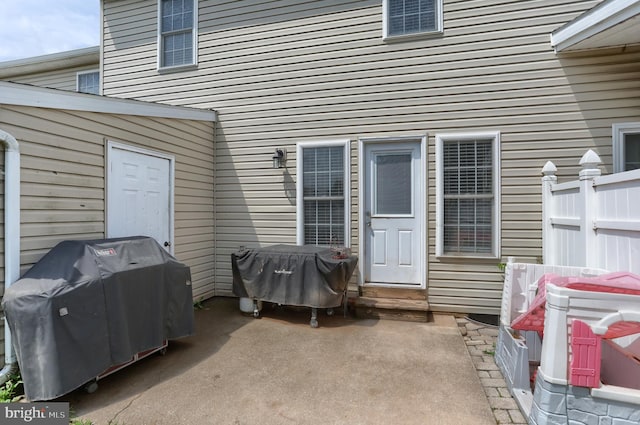 206 Lighthouse Dr, Jonestown, PA 17038 - entrance to property featuring a patio