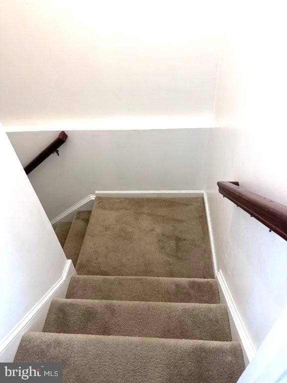 18 Kilgore Way, Bunker Hill, WV 25413 - stairway featuring baseboards