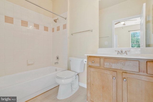 13329 Connor Dr Unit G, Centreville, VA 20120 - bathroom with vanity, washtub / shower combination, and a ceiling fan