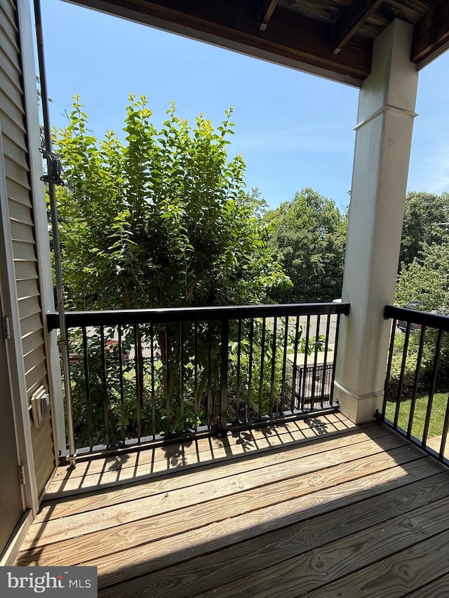 13329 Connor Dr Unit G, Centreville, VA 20120 - view of wooden deck