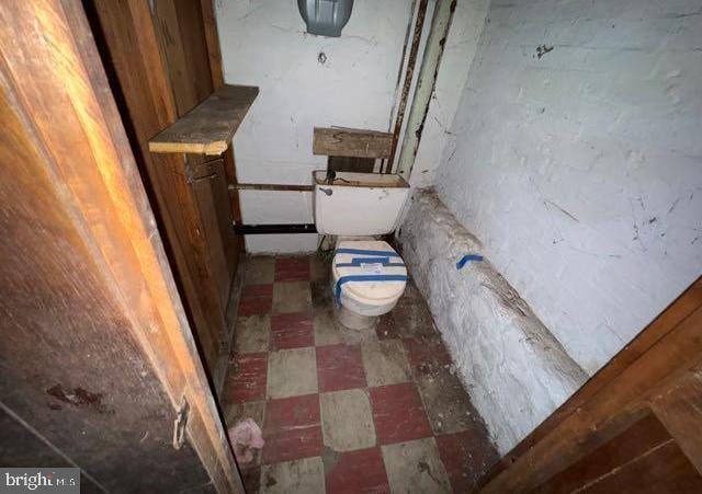 3953 Wilsby Ave, Baltimore, MD 21218 - bathroom featuring toilet and tile patterned floors