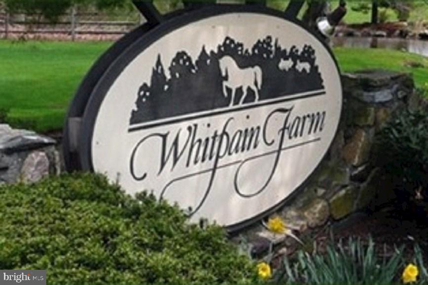 7 Equestrian Ln, Blue Bell, PA 19422 - community / neighborhood sign featuring a yard