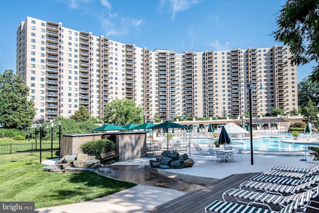 309 Yoakum Pkwy Unit 711, Alexandria, VA 22304 - view of apartment building / complex with a community pool
