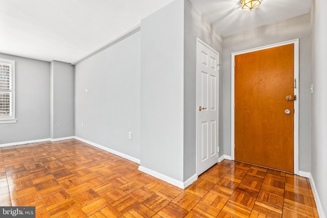 4100 W St NW Unit 306, Washington, DC 20007 - foyer featuring baseboards