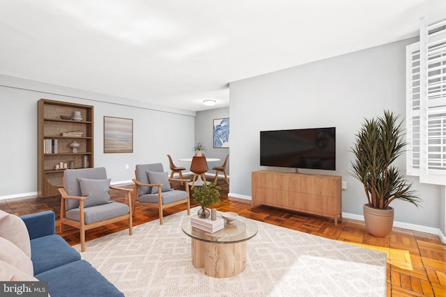 4100 W St NW Unit 306, Washington, DC 20007 - living room featuring baseboards