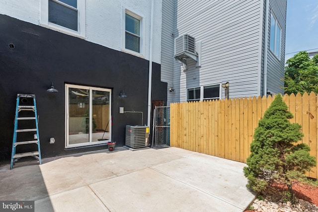 2165 E Gordon St, Philadelphia, PA 19125 - view of patio / terrace